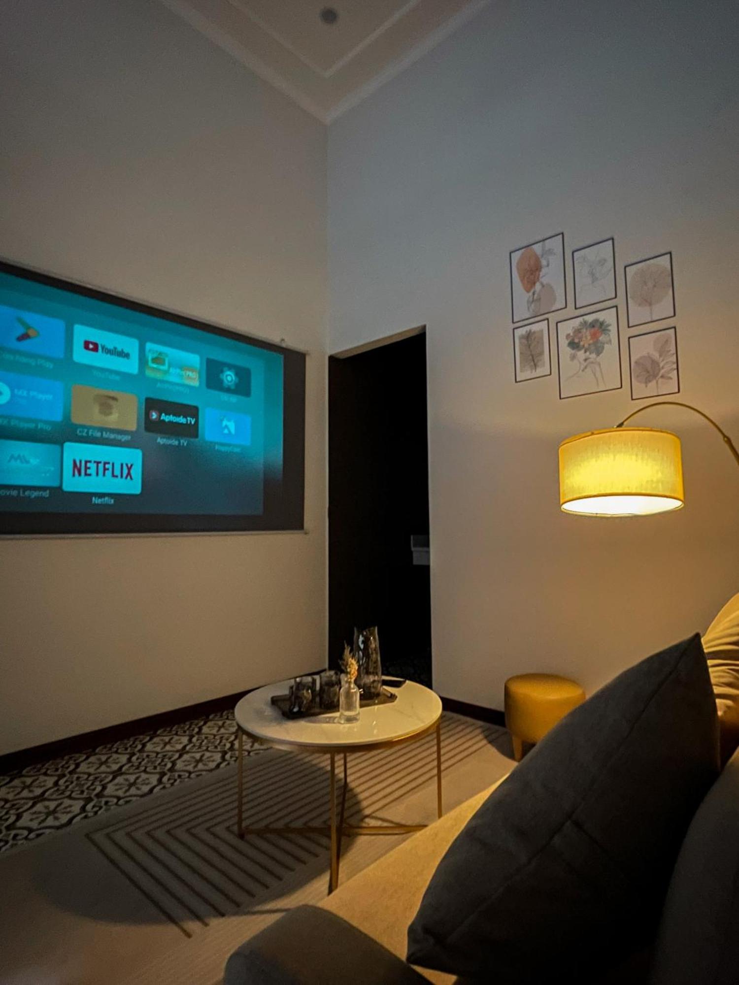 Zeus Living - Old Quater Homestay ฮานอย ภายนอก รูปภาพ