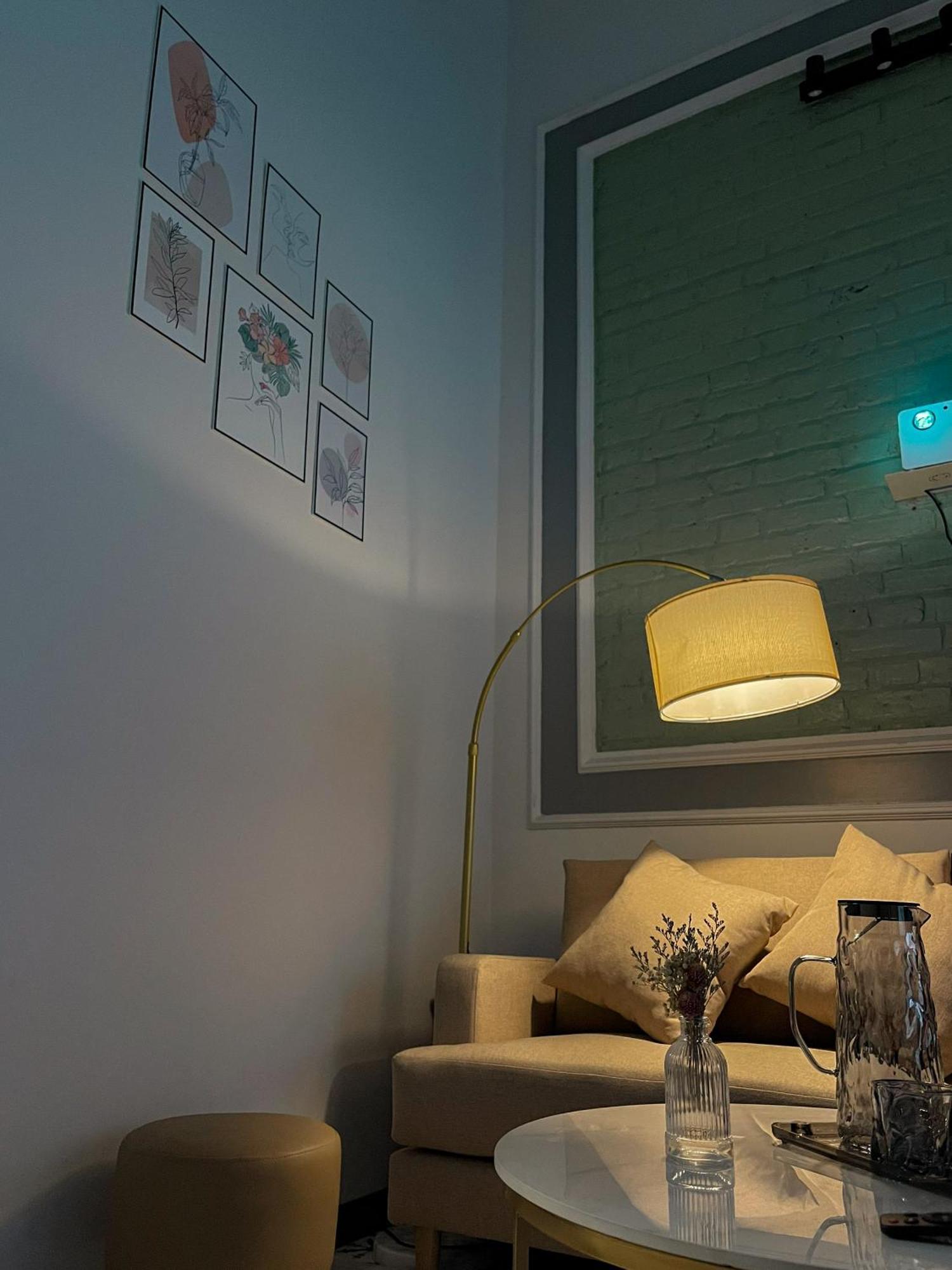 Zeus Living - Old Quater Homestay ฮานอย ภายนอก รูปภาพ