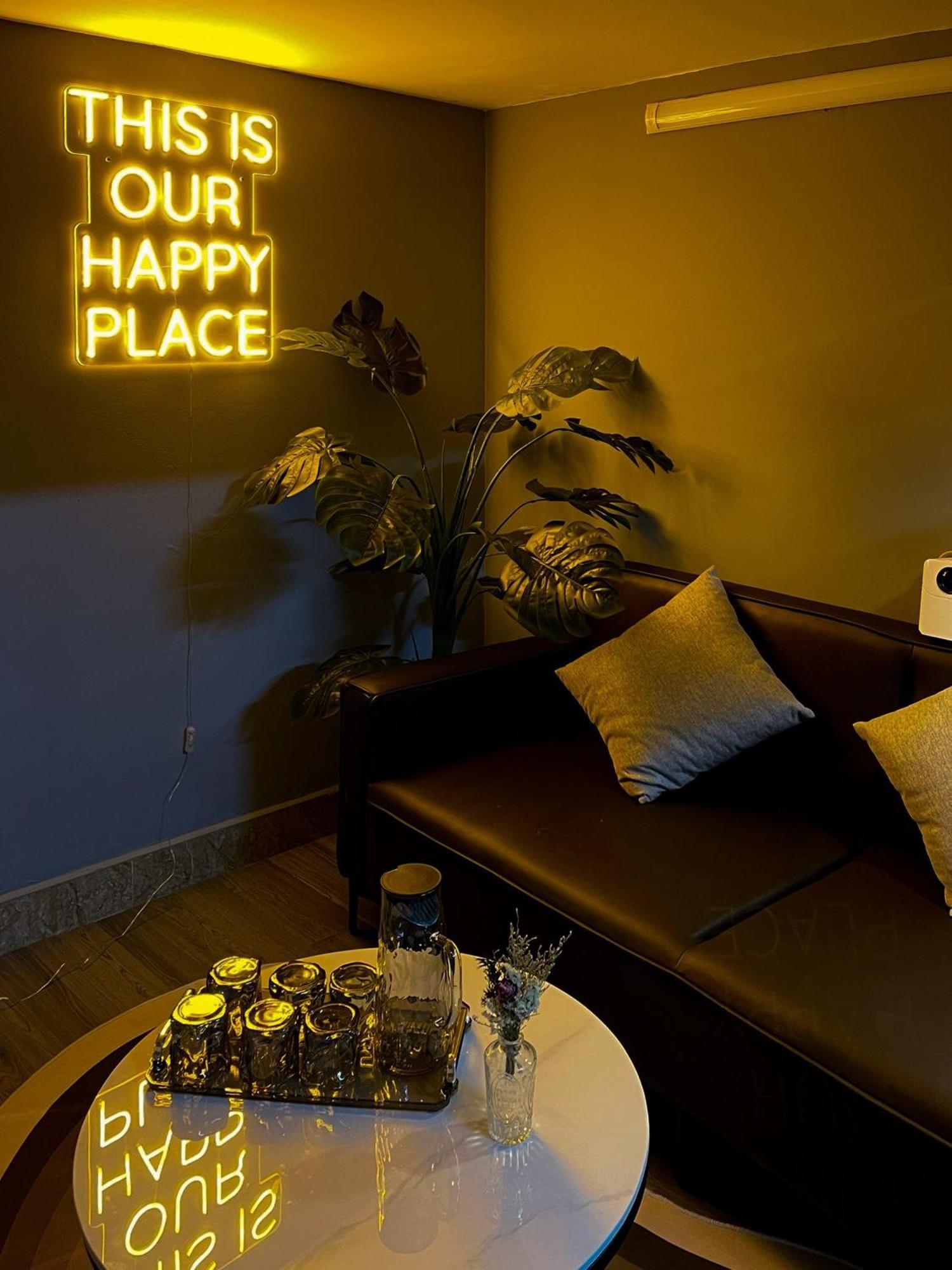Zeus Living - Old Quater Homestay ฮานอย ภายนอก รูปภาพ