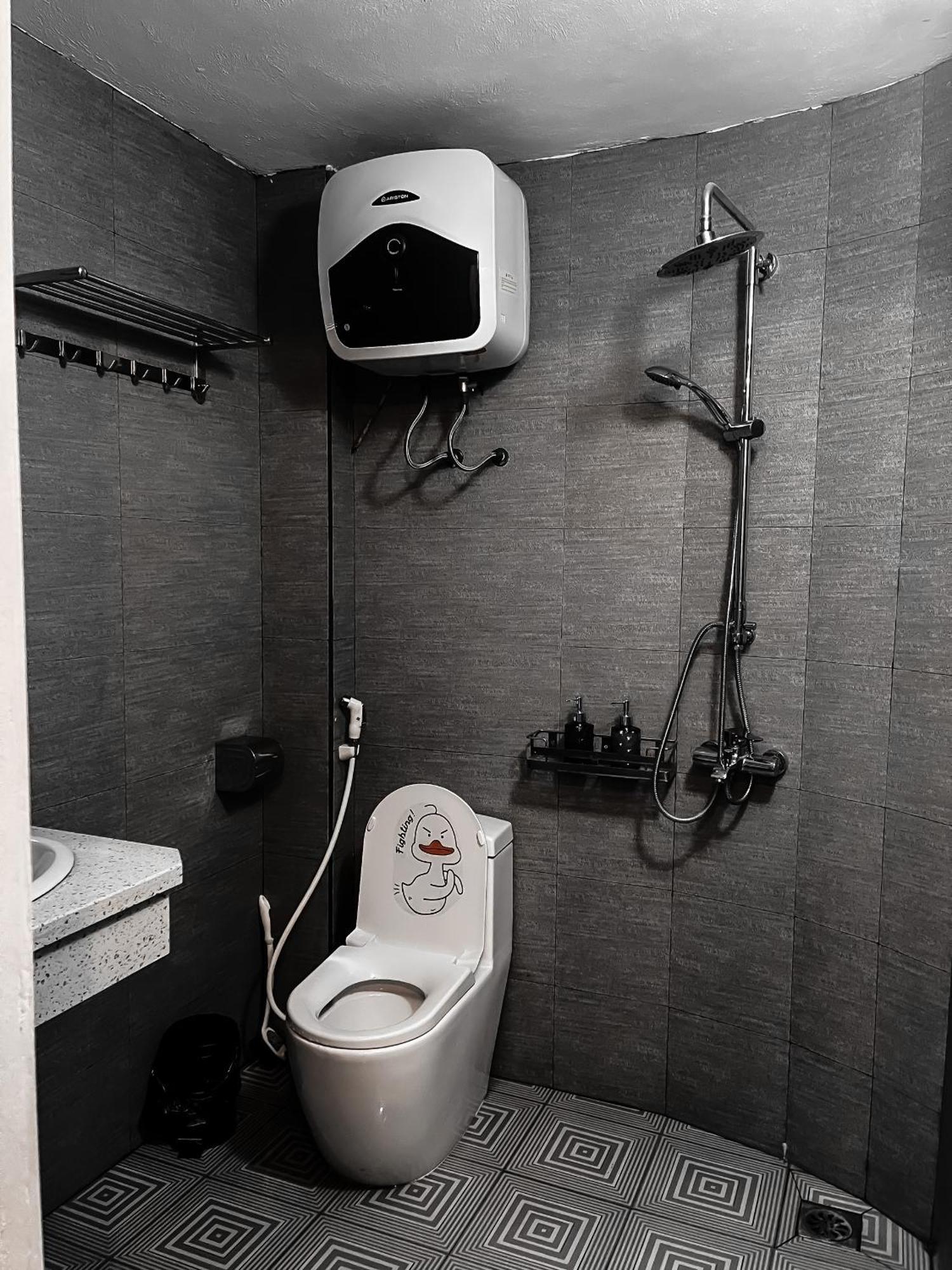 Zeus Living - Old Quater Homestay ฮานอย ภายนอก รูปภาพ
