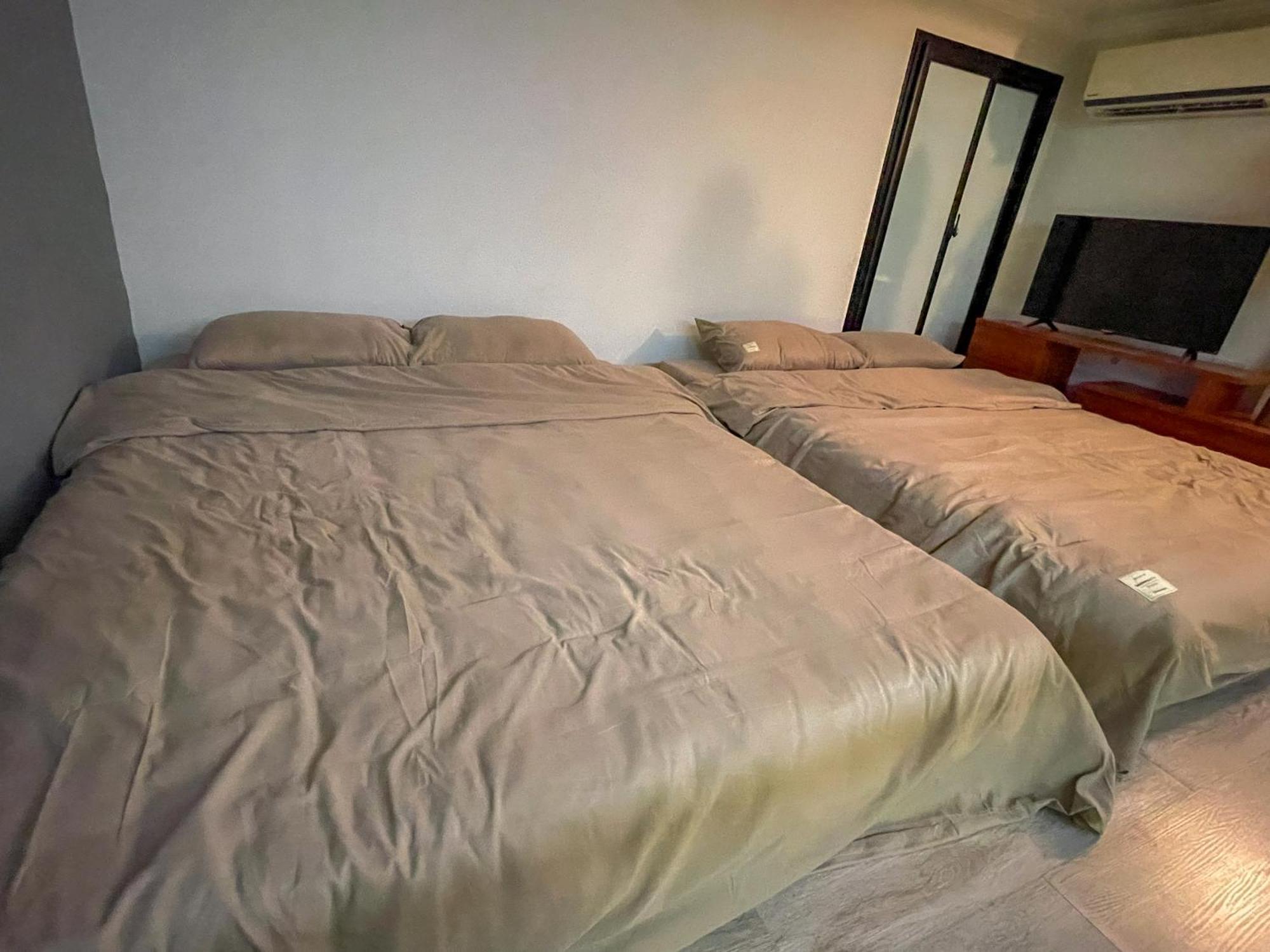 Zeus Living - Old Quater Homestay ฮานอย ภายนอก รูปภาพ