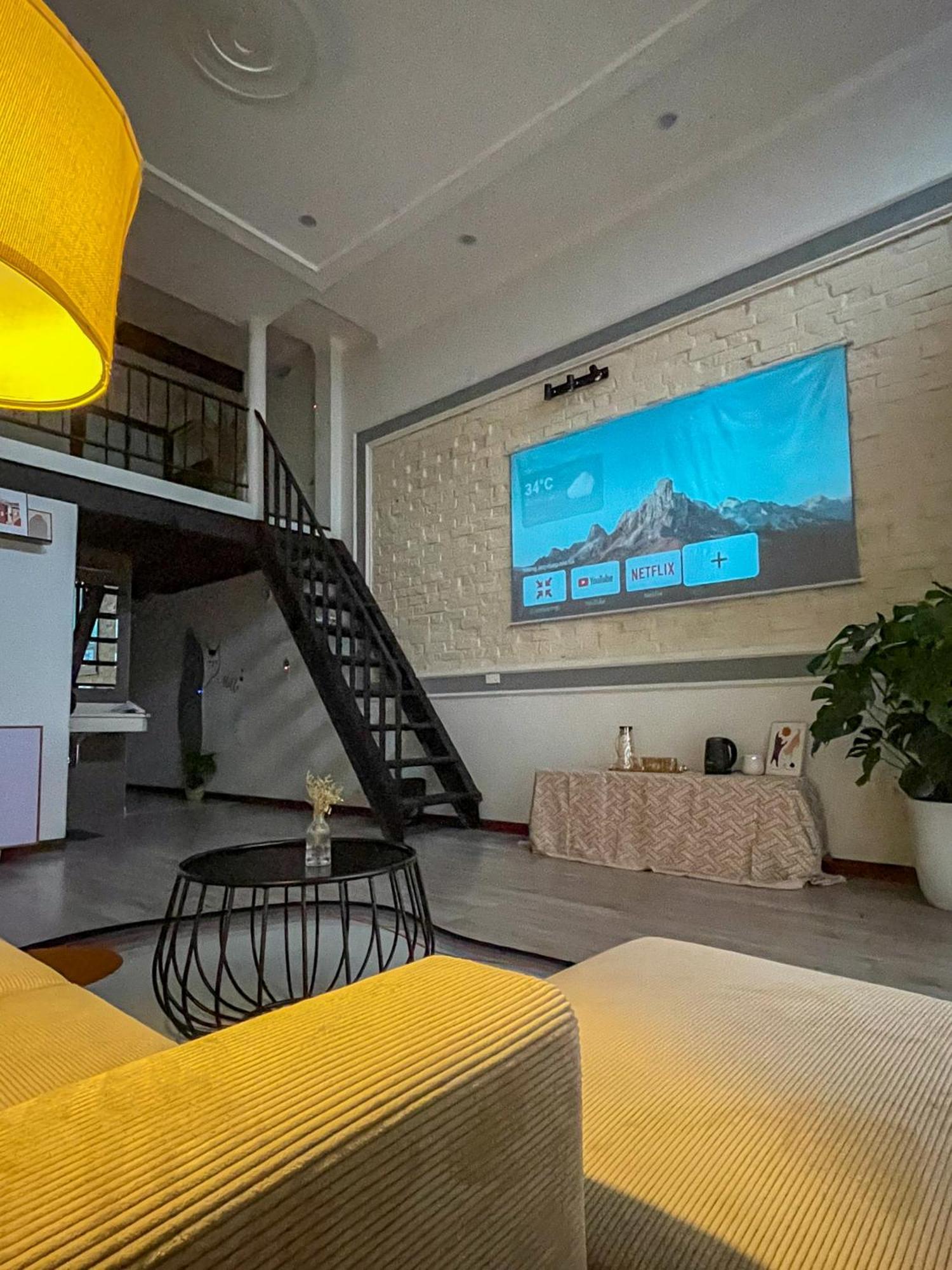 Zeus Living - Old Quater Homestay ฮานอย ภายนอก รูปภาพ
