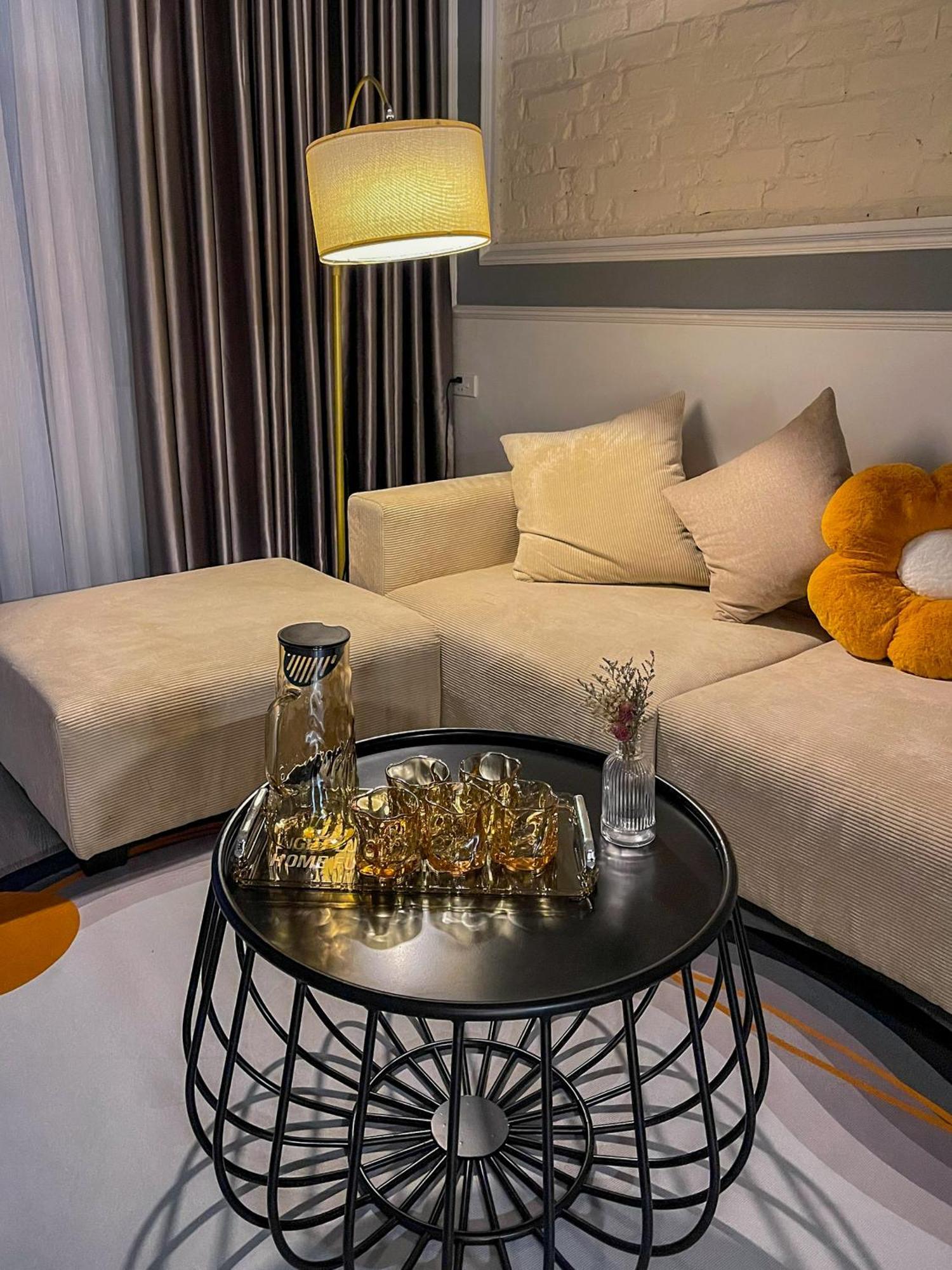 Zeus Living - Old Quater Homestay ฮานอย ภายนอก รูปภาพ