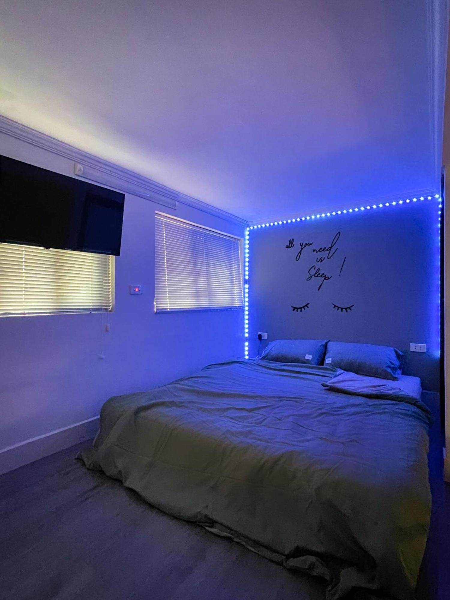 Zeus Living - Old Quater Homestay ฮานอย ภายนอก รูปภาพ