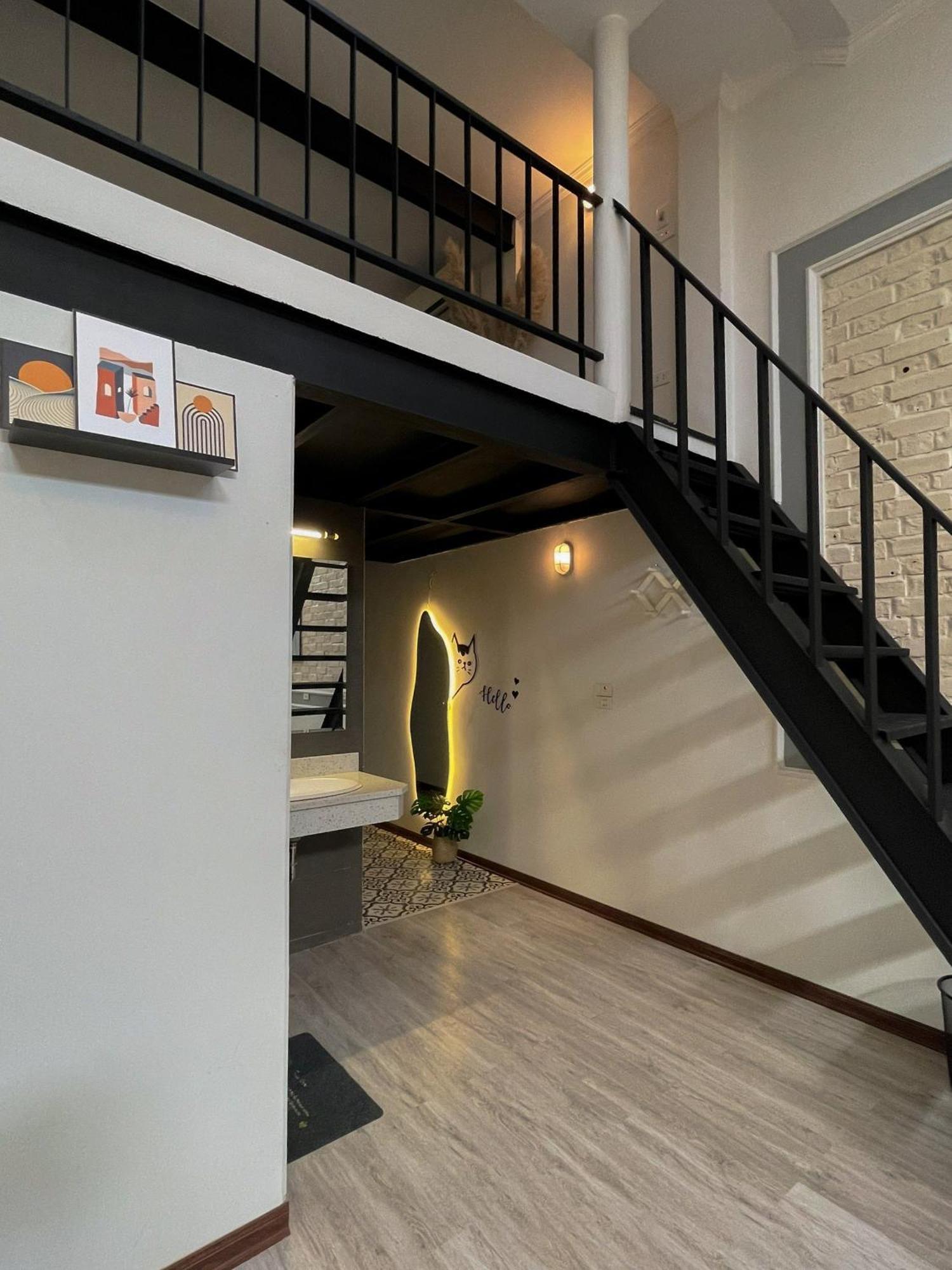 Zeus Living - Old Quater Homestay ฮานอย ภายนอก รูปภาพ